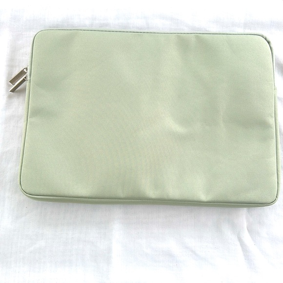 MOSISO Light Green Padded Zip Around Laptop Sleeve - Picture 2 of 6